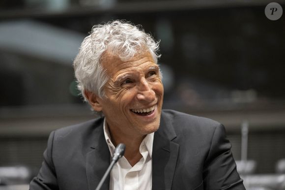 Aujourd’hui, il assume pleinement sa réussite et sa rémunération.

L'animateur de télévision et de radio français Nagui lors d'une audition à l'Assemblée nationale française à Paris, le 1er avril 2026 Photo par Eliot Blondet / ABACAPRESS.COM