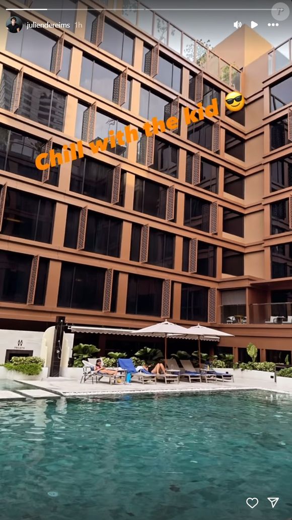 En story, le comédien a publié une courte vidéo dévoilant ainsi le magnifique cadre dans lequel il se trouvait pour ce moment de détente avec son petit garçon.

Julien Dereims partage une vidéo d'un moment de détente avec son fils Lino le samedi 12 juillet 2025 © Instagram
