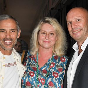 Exclusif - Paul Belmondo, sa femme Luana et Stéphane Carpentier lors de la soirée d'inauguration de la brasserie Paul Bocuse dans l'hôtel du Louvre, dans le 1er arrondissement de Paris, France, le 12 septembre 2019.© Coadic Guirec/Bestimage