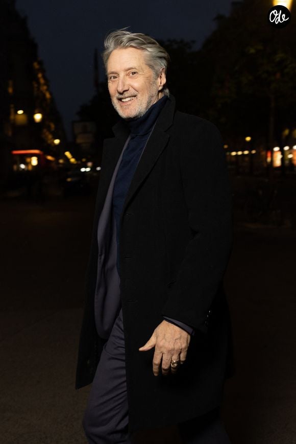 Exclusif - Antoine de Caunes - Les célébrités arrivent au dîner du Cinéma du Madame Figaro au restaurant "Gigi" à Paris le 31 mars 2026. © Julien Sarkissian/Bestimage