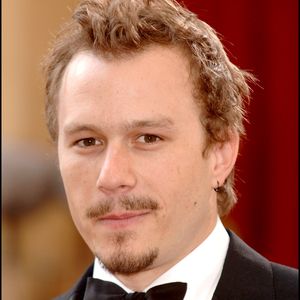 5 mars 2006 : Heath Ledger à son arrivée à la cérémonie des Oscars 2006, au Kodak Theatre de Los Angeles, en Californie.
Crédit : GOFF  / BESTIMAGE