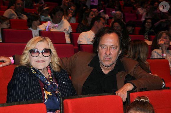 Nicoletta et son mari Jean-Christophe Molinier étaient aussi dans la salle,

Exclusif - Nicoletta et son mari Jean-Christophe Molinier - Personnalités au spectacle de Chantal Goya "50 ans d'amour" au palais des Congrès à Paris le 25 mai 2025.

© Philippe Baldini / Bestimage