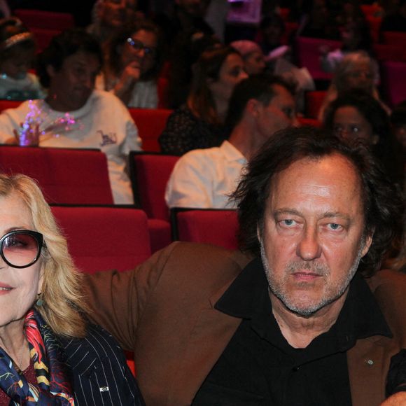 Nicoletta et son mari Jean-Christophe Molinier étaient aussi dans la salle,

Exclusif - Nicoletta et son mari Jean-Christophe Molinier - Personnalités au spectacle de Chantal Goya "50 ans d'amour" au palais des Congrès à Paris le 25 mai 2025.

© Philippe Baldini / Bestimage