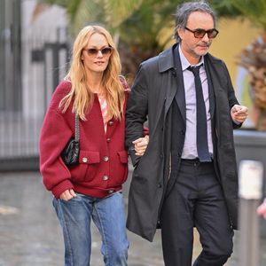 Vanessa Paradis et Samuel Benchetrit arrivent à la Masterclass lors du 16e Festival du film Lumière à Lyon, France, le 13 octobre 2024. Photo by Julien Reynaud/APS-Medias/ABACAPRESS.COM