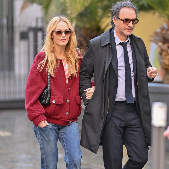 Vanessa Paradis et Samuel Benchetrit arrivent à la Masterclass lors du 16e Festival du film Lumière à Lyon, France, le 13 octobre 2024. Photo by Julien Reynaud/APS-Medias/ABACAPRESS.COM