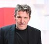 Benjamin Castaldi a souvent évoqué la mémoire de ses grands-parents, Simone Signoret, la mère de sa maman Catherine Allégret, et Yves Montand, son père adoptif.
Exclusif - Benjamin Castaldi (co-producteur de la pièce "Bungalow 21") - Promotion de la pièce "Bungalow 21" lors de l'enregistrement de l'émission "Vivement dimanche" au studio Gabriel, présentée par Michel Drucker. © Guillaume Gaffiot/Bestimage