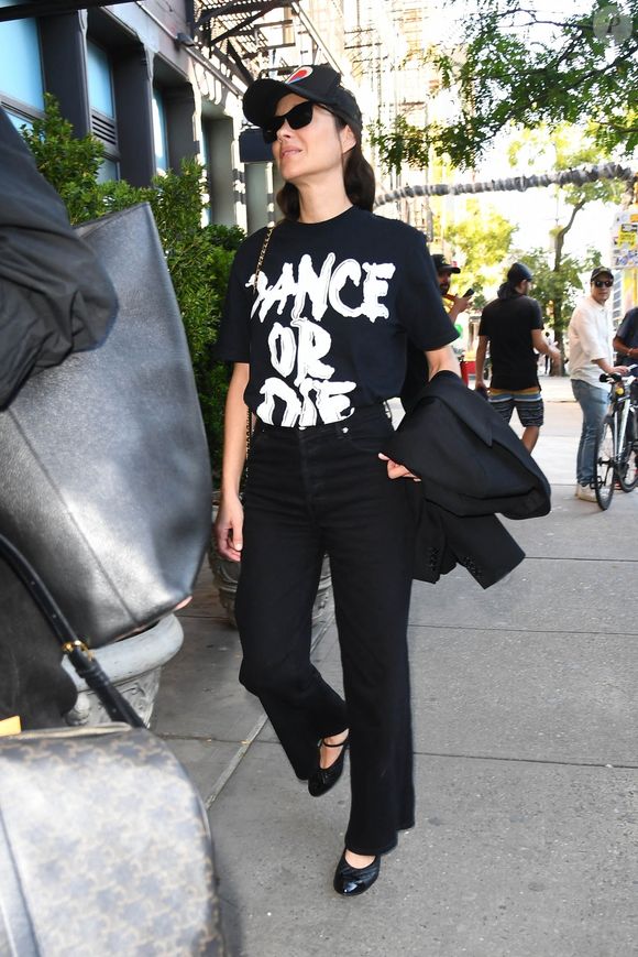 Marion Cotillard a été aperçue dans la ville de New York lors de la semaine de la mode, dans un style chic et sans effort. © Backgrid USA / Bestimage
