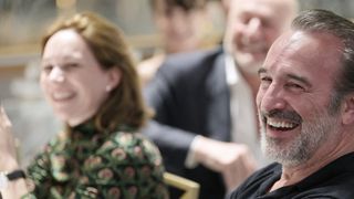 Pendant que Nathalie Péchalat est à Milan, Jean Dujardin passe un moment festif dans un lieu mythique de Paris