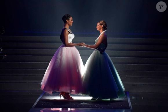 Elle est également devenue la première Miss tatouée

Angélique Angarni-Filopon, Miss France 2025, sur TF1
Crédits : Pierre Billard/Sipa press via Bestimage