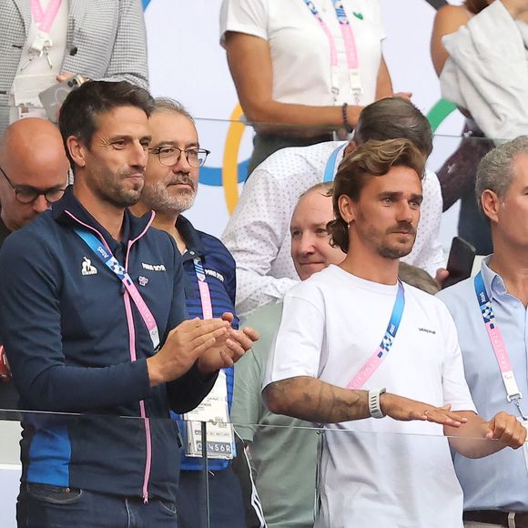 Tony Estanguet, Antoine Griezmann - Les célébrités assistent à la Finale de Rugby à 7 opposant la France aux Fidji lors des Jeux Olympiques de Paris 2024 (JO) au Stade de France à Saint-Denis, Seine Saint-Denis, le 27 juillet 2024. © Jacovides-Perusseau/Bestimage