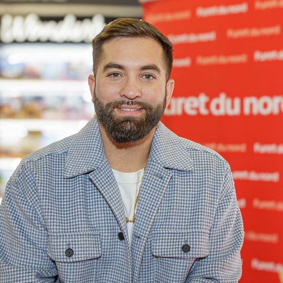 Exclusif - Le chanteur Kendji Girac en séance de dédicaces pour son autobiographie Mi vida à la Librairie du Furet du Nord à Lille, France, le 1er octobre 2025. © Stephane Vansteenkiste/Bestimage