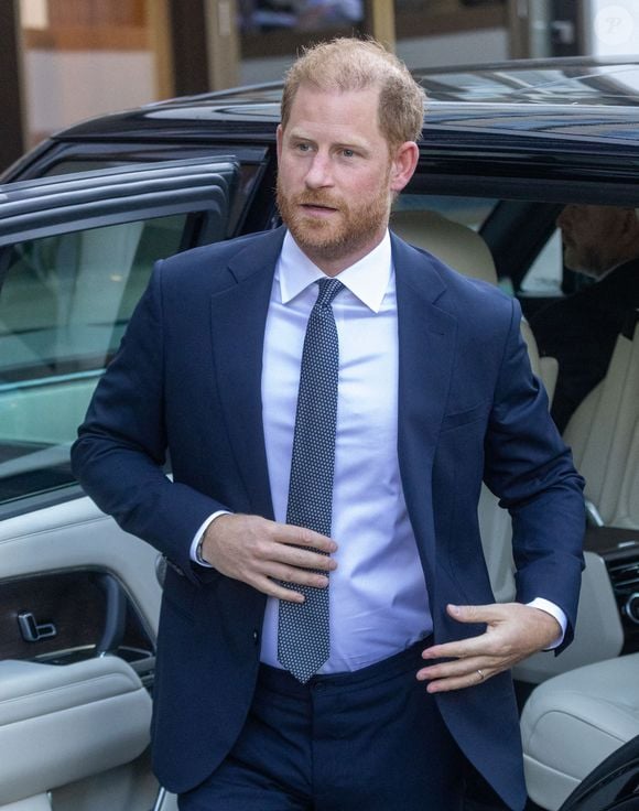 Le 8 septembre 2025, Londres, Angleterre, Royaume-Uni : Le Prince HARRY, Duc de Sussex, arrive à la cérémonie des WellChild Awards dans le centre de Londres. © Zuma/ABACA
