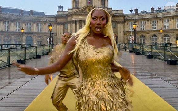 Info : Le clip de "Djadja" d'Aya Nakamura dépasse le milliard de vues sur Youtube
