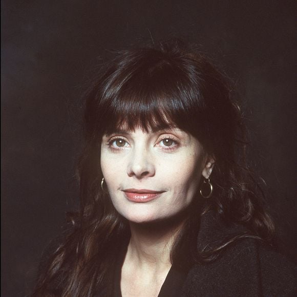 Il a qualifié ces personnes de “faux amis” : celles qui prétendent connaître ou comprendre une intimité qu’elles ignorent. 

L'actrice française Marie Trintignant à Paris. Photo par APS- Medias/ABACAPRESS.COM