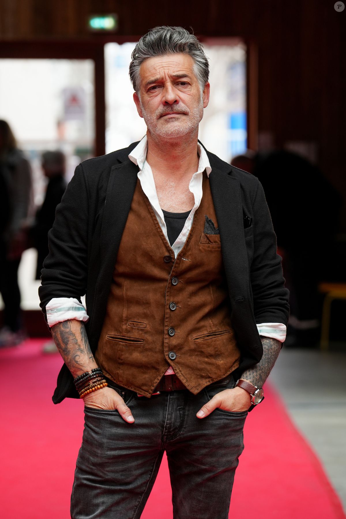 Je ne voulais plus jamais vivre ça" : Pourquoi Stéphane Blancafort (Tandem) a tourné le dos à son ancienne vie ? - Purepeople