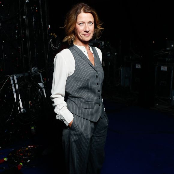 Carole Gaessler continue d’animer "Des Racines et des Ailes", émission à retrouver ce soir sur France 3

Exclusif  - Carole Gaessler - Backstage - Enregistrement de l'émission "La Boîte à Secrets N°19" dans les studios de la Cité du Cinéma à Saint-Denis, présentée par F.Bollaert et diffusée le 3 janvier sur France 3
© Christophe Clovis / Bestimage