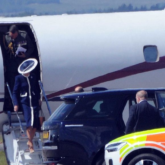 Le prince William et son épouse Kate Middleton à l'aéroport de Glasgow en Écosse, le 22 mai 2025. Backgrid UK/ Bestimage