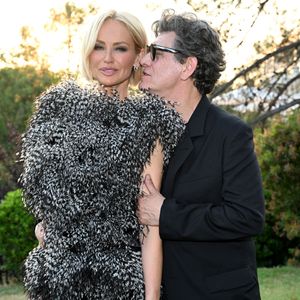 Marc Lavoine et sa compagne Adriana Karembeu - 11ème édition du Gala de charité de Patrick Mouratoglou à la Mouratoglou Academy & Resort à Biot le 21 juin 2025. Ce gala de prestige réunit chaque année les grandes figures du sport, du divertissement et de nombreux donateurs, mobilisés pour soutenir les jeunes talents du tennis mondial. © Bruno Bebert/Bestimage