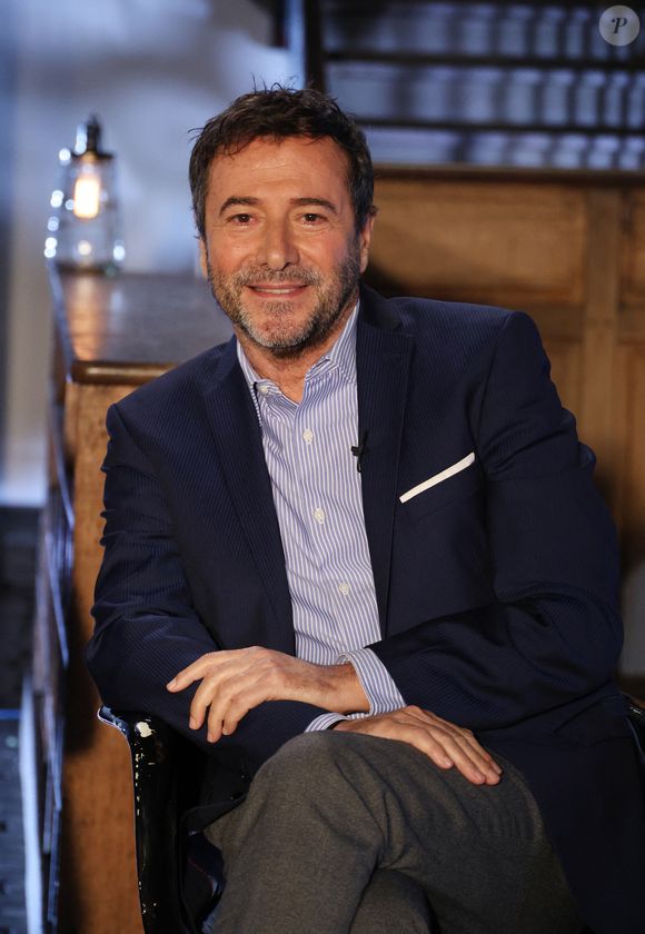 S.Rotenberg, lors de l'enregistrement de l'émission "Animaux Stars", présentée par Bernard Montiel et diffusée le 5 avril 2025 sur la chaîne Animaux. Paris, le 17 février 2025. 
© Denis Guignebourg / Bestimage