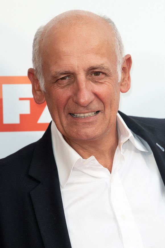 Cela reviendrait pour lui à admettre sa faute et il ne peut s'y résoudre

Jean-Michel Aphatie assiste au photocall du Groupe TF1 au Palais de Tokyo le 09 septembre 2019 à Paris, France. Photo par David Niviere/ABACAPRESS.COM