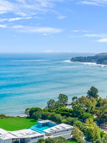 Quelles stars possèdent les maisons parmi les plus chères au monde ? Visites guidées de ces villas de la démesure