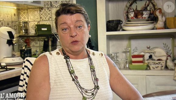 "J'étais sur le fil du rasoir. J'étais à deux doigts de me suicider, je ne le cache pas", a-t-elle confié dans l'émission du journaliste belge David Barbet. 

Jean-Louis et Isabelle se séparent déjà dans "L'amour est dans le pré"