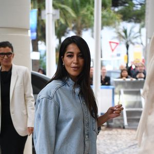 Si vous êtes à la recherche du jean ultime, celui qui vous fera une silhouette impeccable tout en traversant les années, c'est du côté de la Rive Gauche que ça se passe. 

Leïla Bekhti arrive à l'hôtel Martinez lors du 77ème Festival International du Film de Cannes (14 - 25 mai 2024)