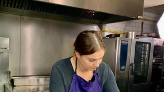 Six mois après la fermeture de l’un de ses restaurants, cette figure de Top Chef est lâchée par un proche collaborateur