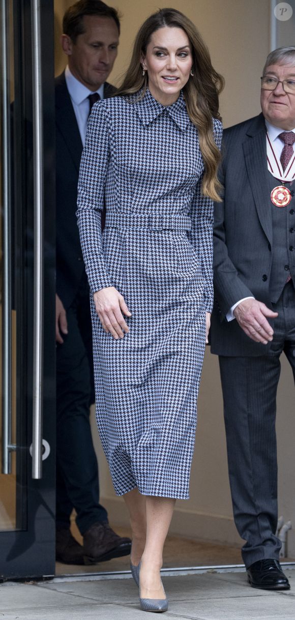 Catherine (Kate) Middleton, princesse de Galles, quitte l'association Anna Freud à Londres, le 27 novembre 2025.

GOFF  / BESTIMAGE