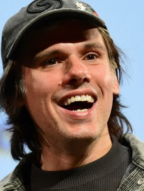 Orelsan dirige deux entreprises avec son épouse Ahélya, la mère de leur enfant