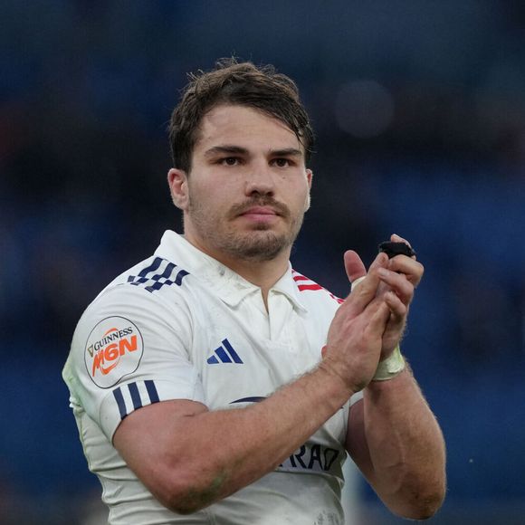 Antoine Dupont pendant le match des Six Nations 2025 entre l'Italie et la France le 24 février 2025 à Rome. Inside/Psnewz/Bestimage