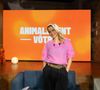 Fuyant l'agitation parisienne depuis des années, Élodie Gossuin a bâti son havre de paix dans sa Picardie natale avec son roc, Bertrand Lacherie, et leurs quatre trésors (les deux paires de jumeaux, Rose, Jules, Joséphine et Léonard). 

Elodie Gossuin sur plateau de l'émission "Animalement Vôtre" présentée par Bernard Montiel et diffusée le 3 mai 2026 sur France 3, à Paris, France, le 13 janvier 2026. © Julien Sarkissian/Bestimage
