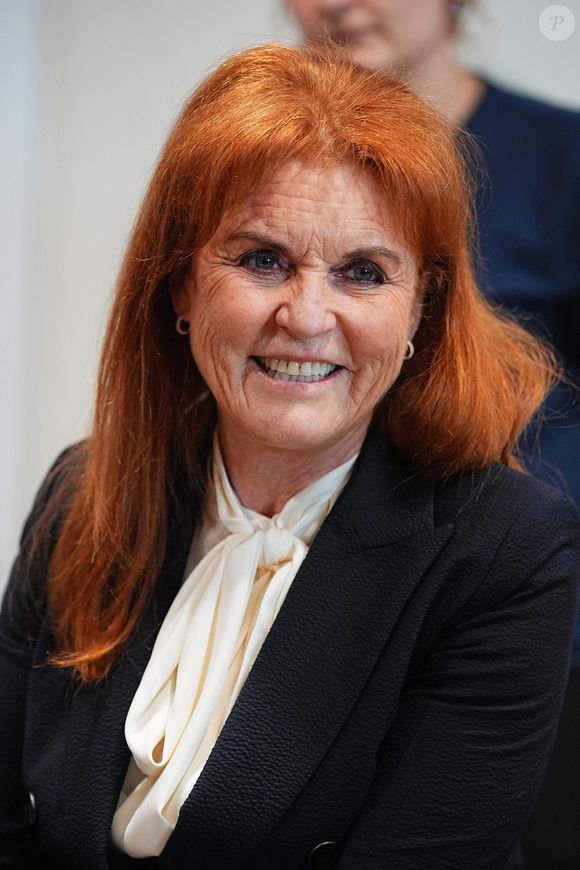 Des échanges entre Sarah Ferguson et Jeffrey Epstein ont été dévoilés.

Sarah, duchesse d'York, s'adresse à de jeunes patients atteints de cancer lors d'une visite à l'unité Teenage Cancer Trust à l'University College Hospital, à Londres, au Royaume-Uni, le mercredi 23 avril 2025. Photo by Aaron Chown/PA Wire/ABACAPRESS.COM