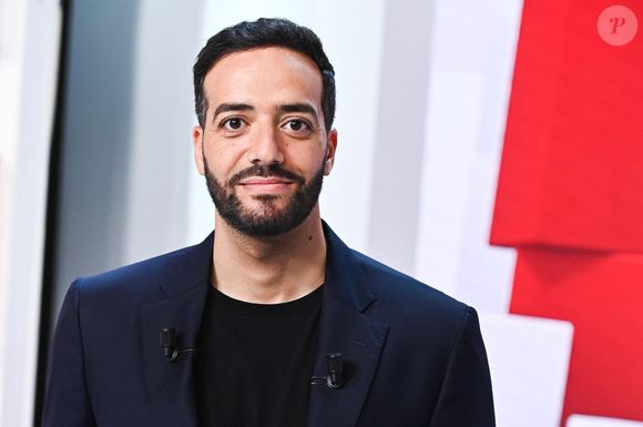 Cette décision a provoqué une immense déception chez lui au vu du succès retentissant du programme.

Exclusif - Tarek Boudali - Enregistrement de l'émission Vivement dimanche au studio Gabriel, présentée par M.Drucker et diffusée sur France 3 le 05 novembre 2023.
© Guillaume Gaffiot / Bestimage