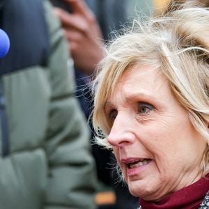 Evelyne Dhéliat - Sortie des obsèques de Catherine Laborde en l’église Saint-Roch à Paris, le 6 février 2025. 
© Jacovides - Moreau / Bestimage