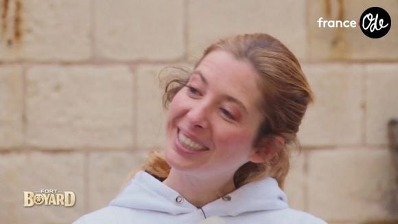Coline, la candidate anonyme, dans l'épisode 6 de la saison 37 de "Fort Boyard" diffusée le 8 août 2026 sur France 2.

Capture d'écran France 2