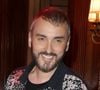 Christophe Willem a trouvé un nouvel équilibre loin de la France.

 Christophe Willem - Défilé rétrospectif Nathalie Garçon à l'hôtel Raphael à Paris © Coadic Guirec/Bestimage