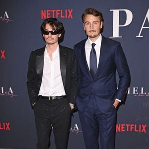 Dylan Jagger Lee et Brandon Thomas Lee. - Première du documentaire consacré à Pamela Anderson, "Pamela, une histoire d'amour" (Netflix) à Hollywood, le 30 janvier 2023.

©Bestimage