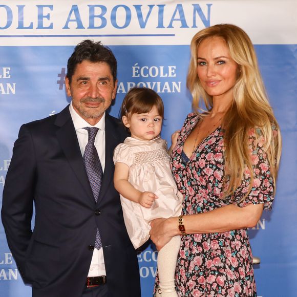 Aram Ohanian, sa femme Adriana Karembeu et leur fille Nina Ohanian - Photocall de la soirée caritative organisée au Palais du Pharo, au profit de l'école arménienne Abovian. Marseille, le 26 octobre 2019. © Philippe Doignon / Bestimage