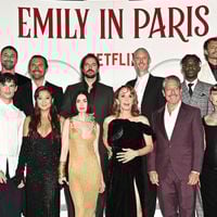 Philippine Leroy-Beaulieu va avoir de la concurrence : une autre star française intègre Emily in Paris