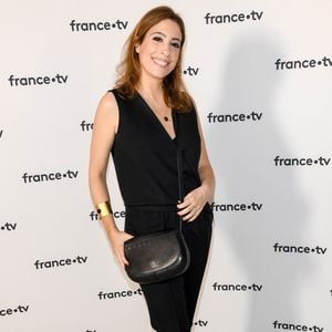 Léa Salamé au photocall de la conférence de presse de France 2 au théâtre Marigny à Paris le 18 juin 2019.

© Coadic Guirec / Bestimage