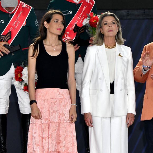 Charlotte Casiraghi et sa mère la princesse Caroline de Hanovre lors de la seconde soirée de la 17ème édition du Longines Global Champions Tour à Monaco, le 30 juin 2023. © Bruno Bebert/Bestimage