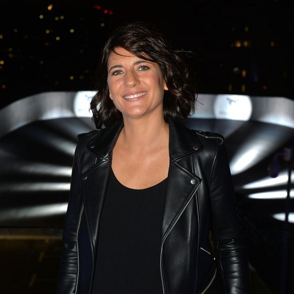 Exclusif - Estelle Denis sur les toits de Paris, le 25 septembre 2019. 

Photo : Christophe Clovis - Veeren Ramsamy / Bestimage