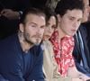 son père David a décidé malgré tout de faire honneur à son aîné en ce jour spécial.

David Beckham, Victoria Beckham et leur fils Brooklyn Beckham assistant au défilé Louis Vuitton Homme lors de la semaine de la mode masculine de Paris automne/hiver à Paris. Photo : Aurore Marechal/ABACAPRESS.COM