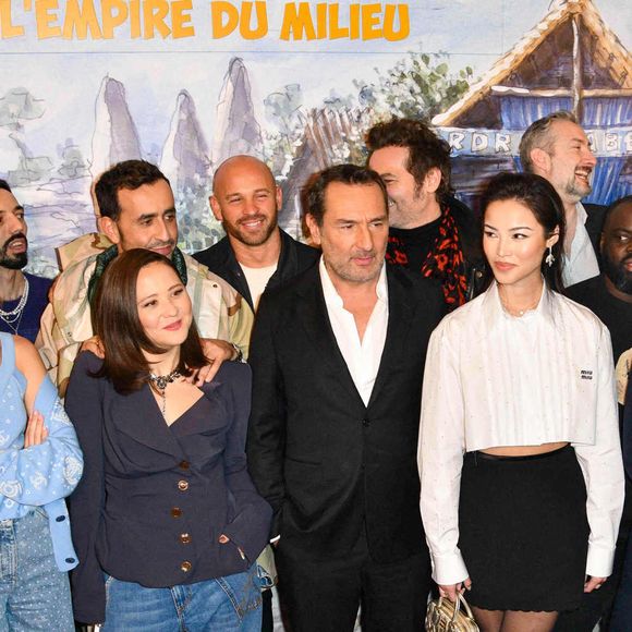 Le comédien du Jamel Comedy Club figure dans "Astérix et Obélix : L'Empire du Milieu"

Angèle, Laura Felpin, Gilles Lellouche, Julie Chen, Guillaume Canet, Leanna Chea, José Garcia, Big Flo, Oli, Jonathan Cohen, Franck Gastambide, Matthieu Chedid, Issa Doumbia, Vincent Dessagnat, Bun-Hay Mean et Ramzy Bedia pour "Asterix Et Obelix: L'Empire Du Milieu" Premiere At Le Grand Rex le 15 janvier 2023 Paris, France. Photo by Shootpix/ABACAPRESS.COM