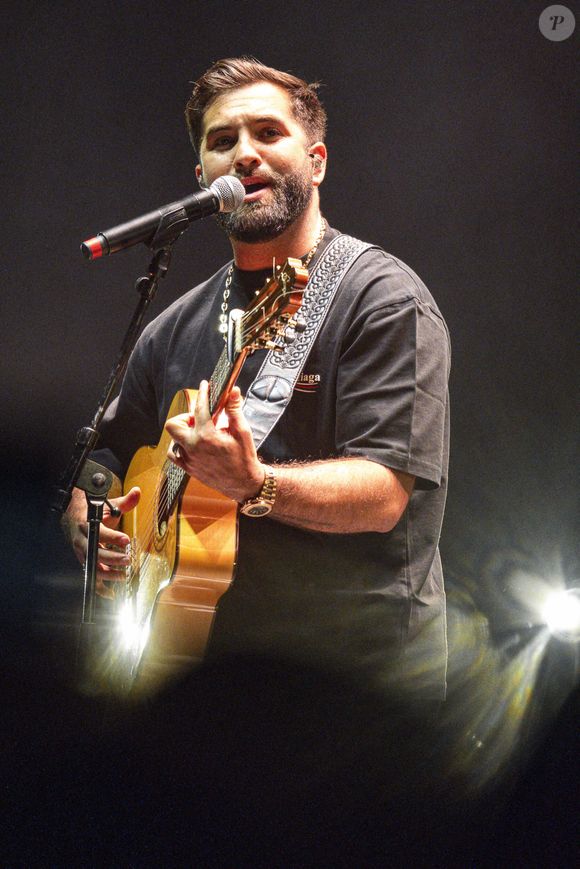 Kendji Girac - Les artistes se produisent lors du concert "Scoop Live" de Radio Scoop à la LDLC Arena de Décines près de Lyon, le 25 février 2025. 
© Sandrine Thesillat / PsnewZ / Bestimage