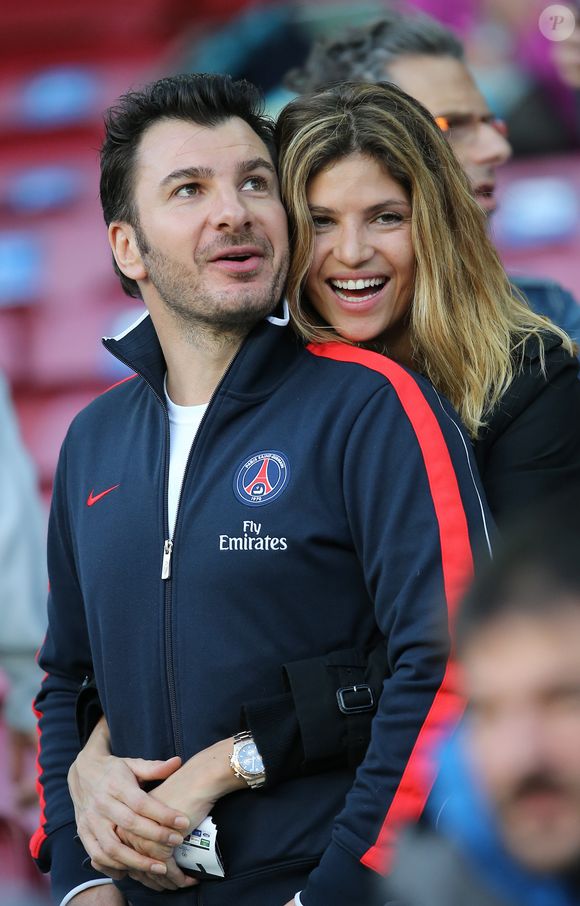 Michael Youn et Isabelle Funaro - Match de Ligue des Champions Barcelone - Paris St Germain au Camp Nou a Barcelone en Espagne le 10 avril 2013. (CYRIL MOREAU / BESTIMAGE).