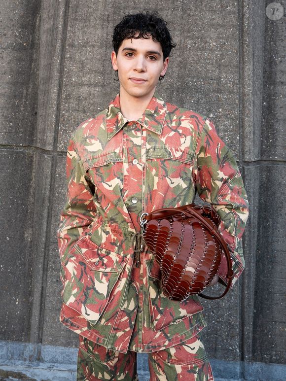 Sulivan Guedouar au photocall du défilé Rabanne Mode Collection Prêt-à-Porter Automne/Hiver 2025-2026 lors de la Fashion Week de Paris (PFW) au siège de l'Unesco, à Paris, France, le 6 mars 2025. © Backgrid USA/Bestimage