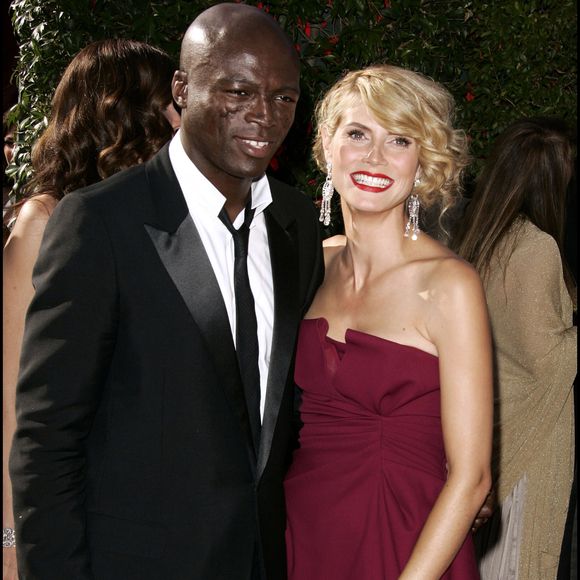 Heidi Klum et Seal se sont séparés en 2012. 

Heidi Klum et Seal à la 59e soirée des Emmy Awards, le 16 septembre 2007. JUAN RICO / FAME PICTURES / BESTIMAGE
