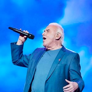 Il y avait aussi Michel Fugain 
Exclusif - Michel Fugain lors de l’enregistrement de l’émission “Les stars s’unissent pour le Sidaction” au théâtre Marigny à Paris, France, le 11 mars 2025. L’émission sera diffusée en prime le 22 mars sur France 2. © Guirec-Moreau/ Bestimage